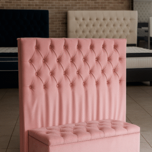 Cabeceira + Puff Baú – Conforto, Estilo e Praticidade casal