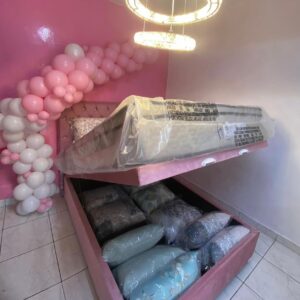 Aqui na fábrica tem Box Baú casal 💥 1 ano de garantia + pistões a gás + várias cores pra você escolher!"